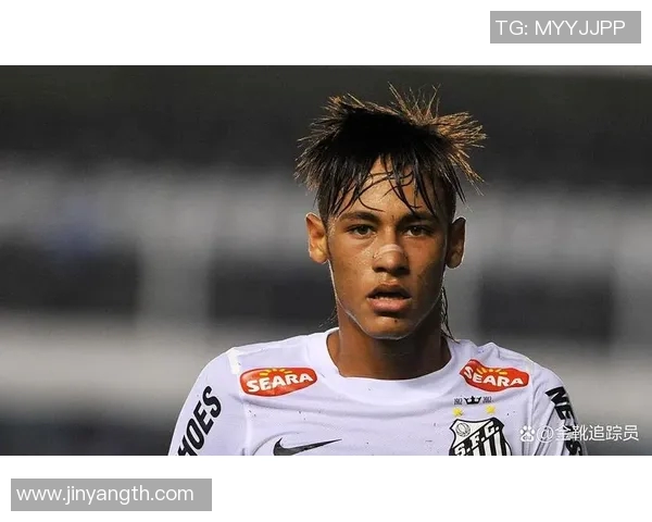 内马尔在足球明星身价排名中再创佳绩引发全球关注